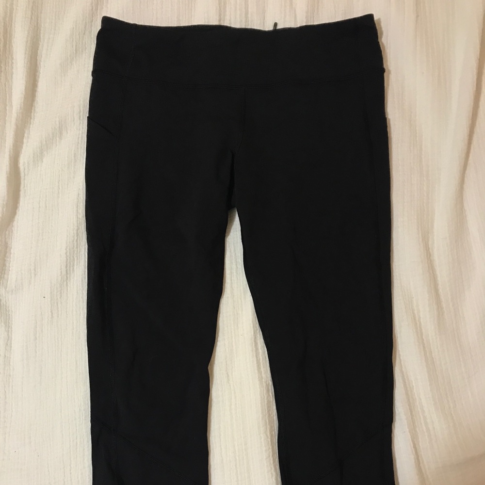 Lululemon pace rival crop size 10